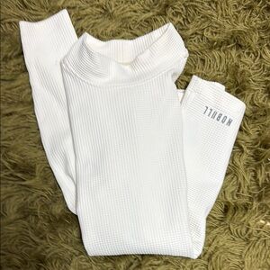 NOBULL White Ribbed Shirt